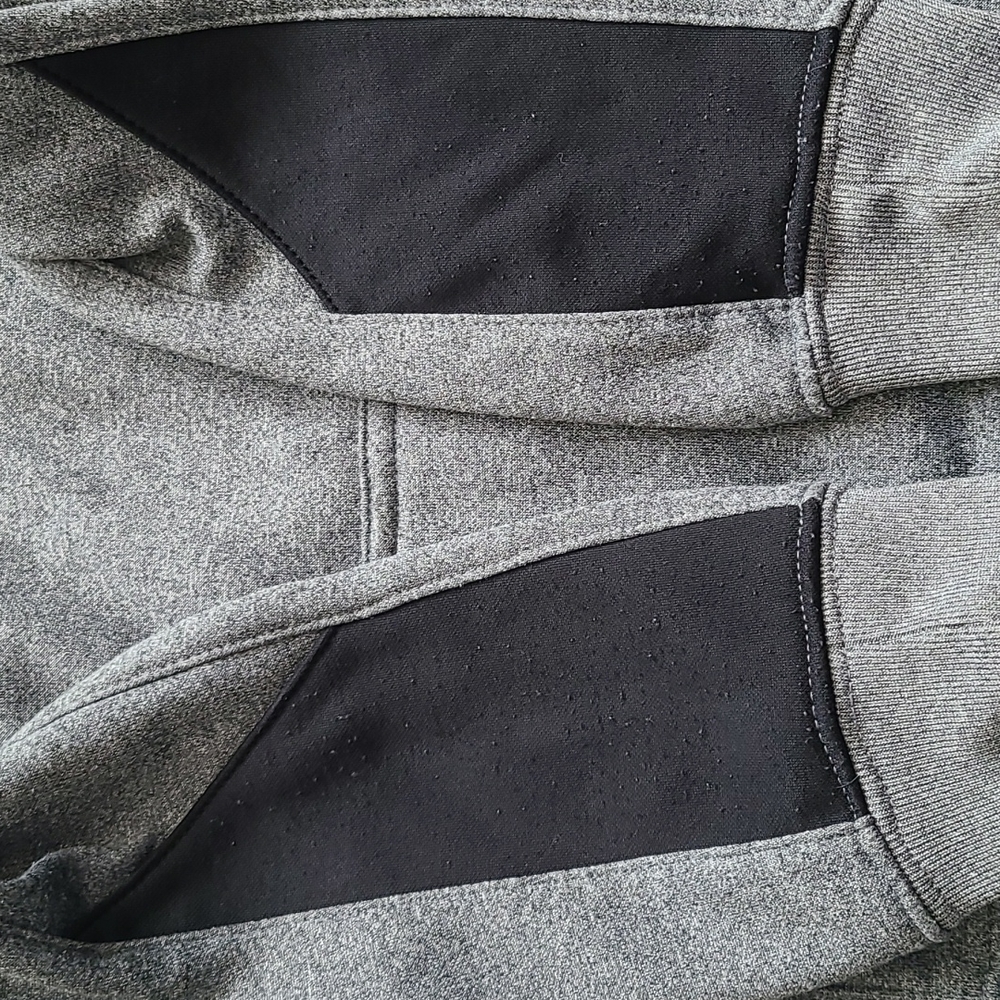 Nike Dri-Fit Hoodie Size Medium (6) - Picture 4 of 4